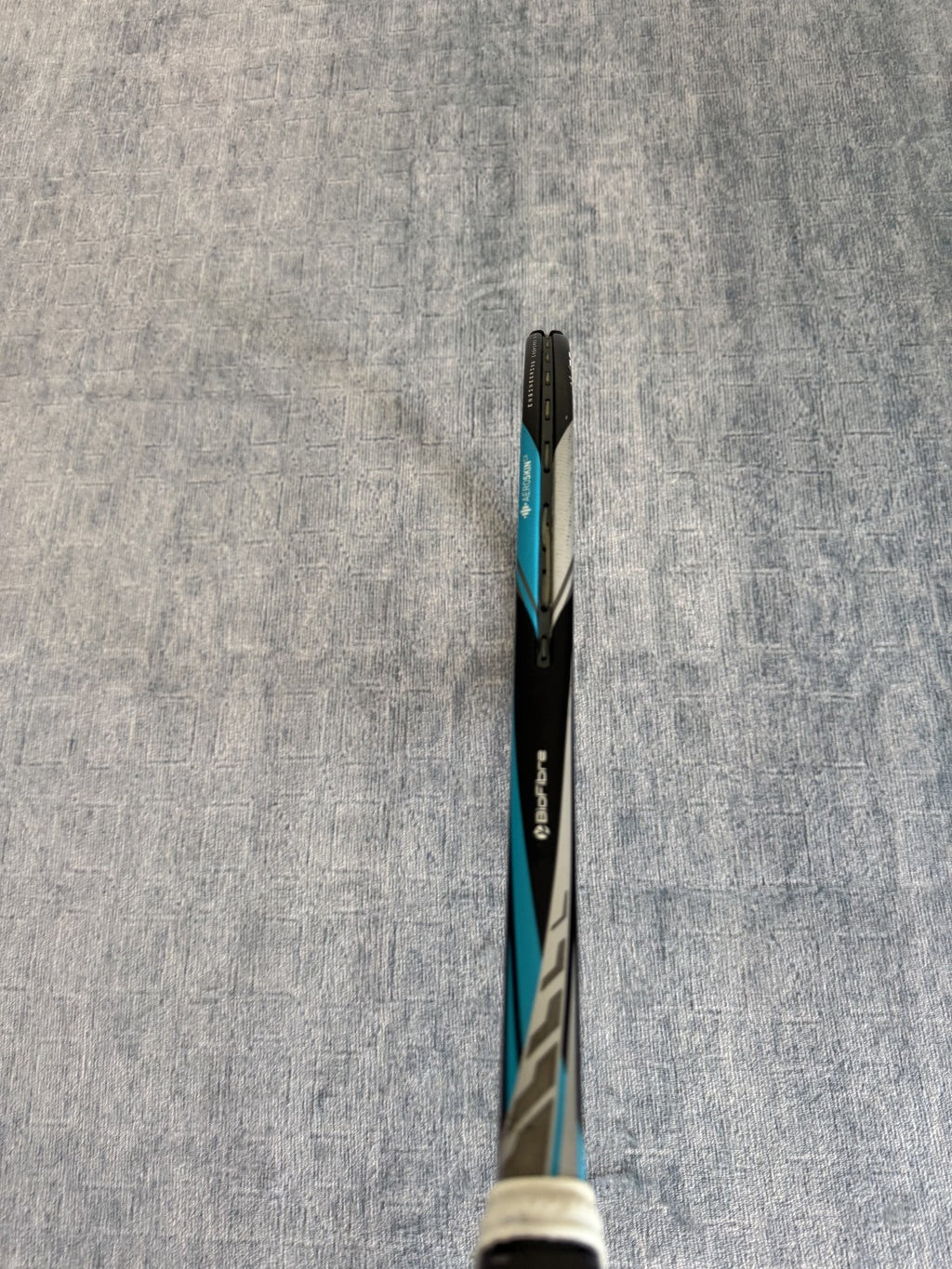 Dunlop Biomimetic M2.0 313g 95sq in Grip 3 Tennis Racket