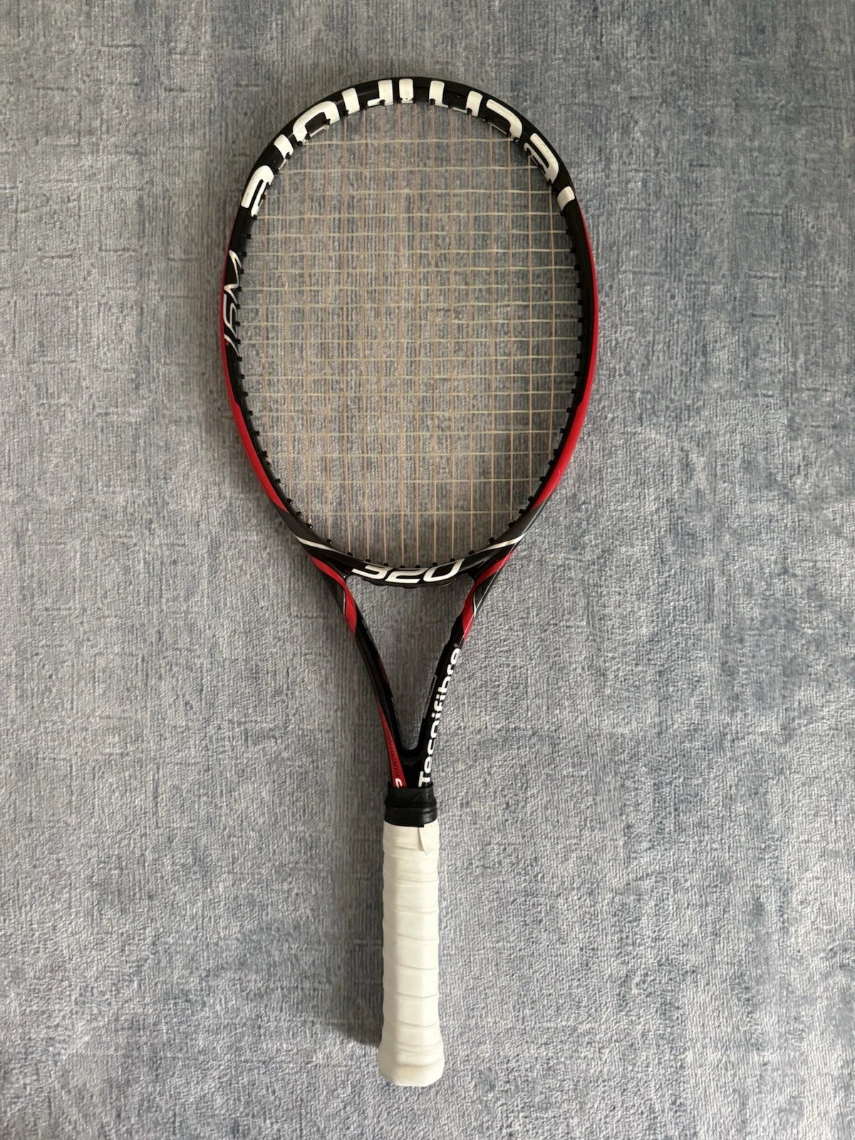 Tecnifibre T-Fight 320 320g 95sq in Grip 3 Tennis Racket
