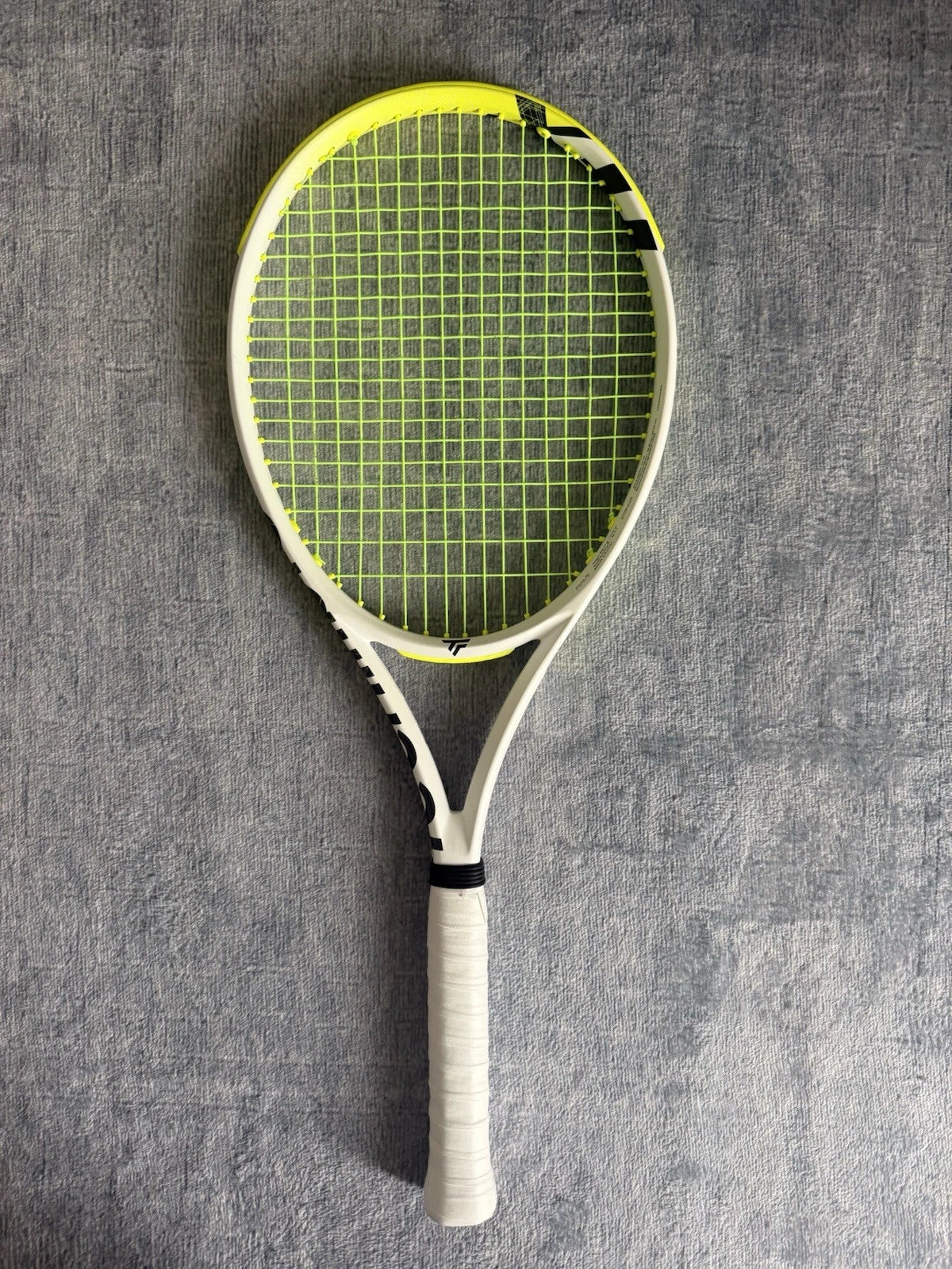 Tecnifibre TF-X1 305 305g 98sq in Grip 2 Tennis Racket