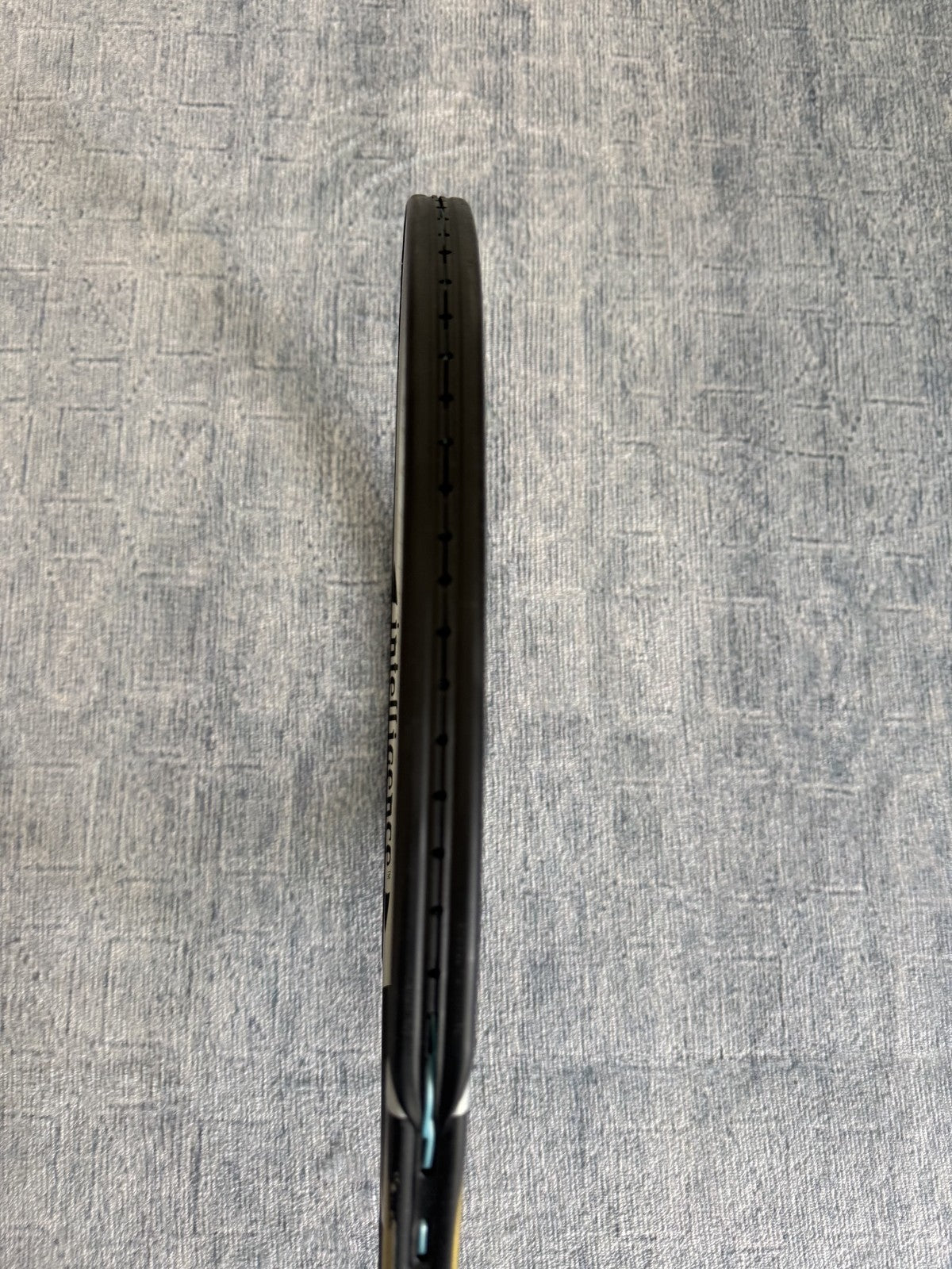 HEAD i.Prestige Mid 330g 93sq in Grip 3 27.5" Tennis Racket