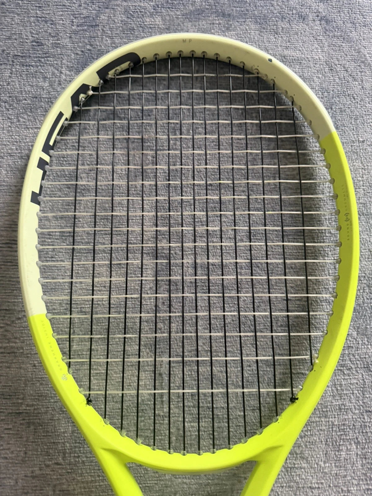 Head Extreme MP 2024 300g 100sq in Grip 3 Tennis Racket