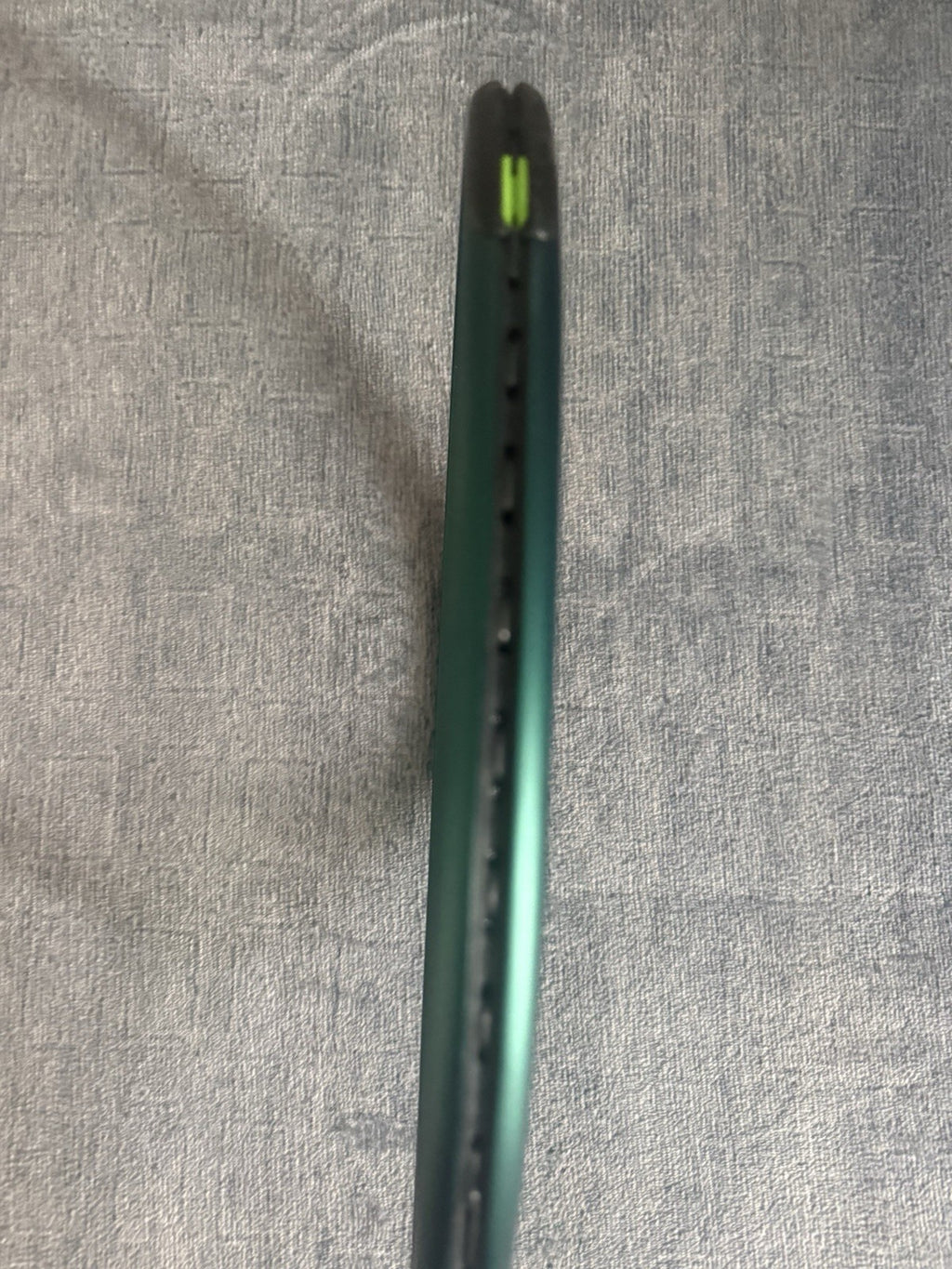 Wilson Blade 98 V9 305g 98sq in Grip 3 Tennis Racket