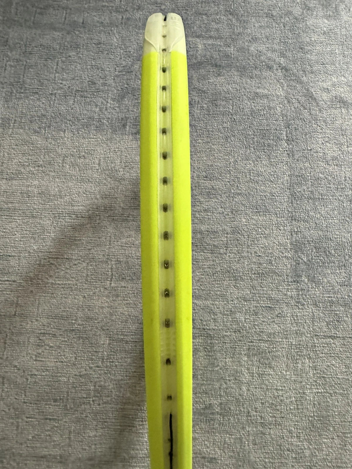 Head Extreme MP 2024 300g 100sq in Grip 3 Tennis Racket