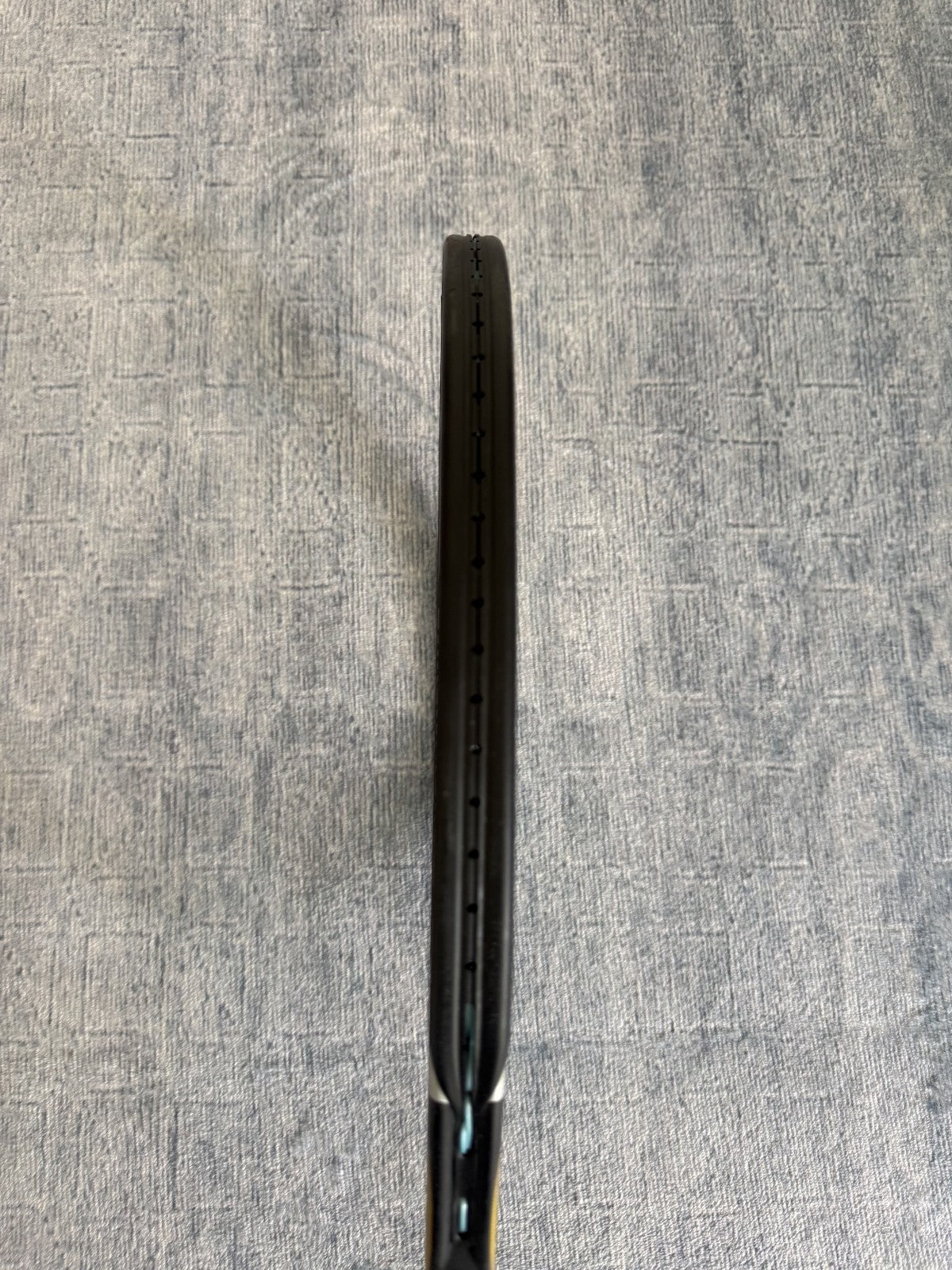 HEAD i.Prestige Mid 330g 93sq in Grip 3 27.5" Tennis Racket