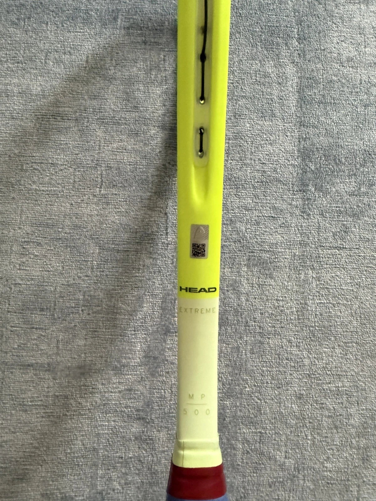 Head Extreme MP 2024 300g 100sq in Grip 3 Tennis Racket