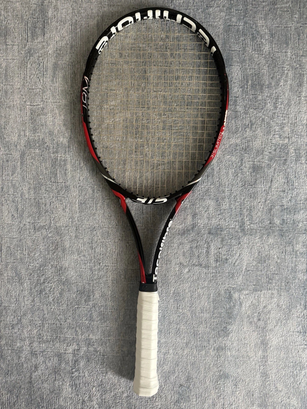 Tecnifibre T-Fight 315 315g 98sq in Grip 4 Tennis Racket