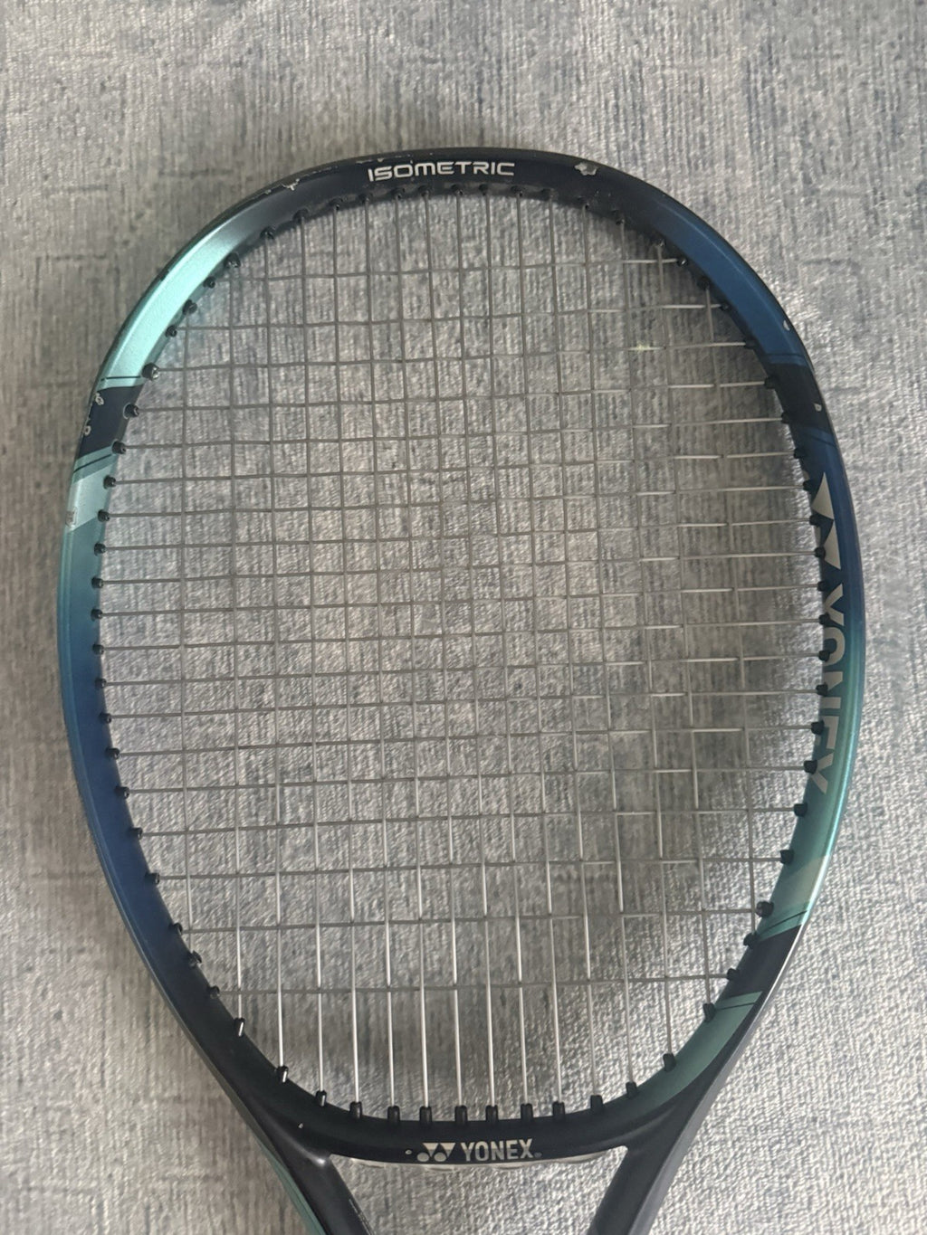 Yonex EZONE 98 2022 305g 98sq in Grip 2 Tennis Racket