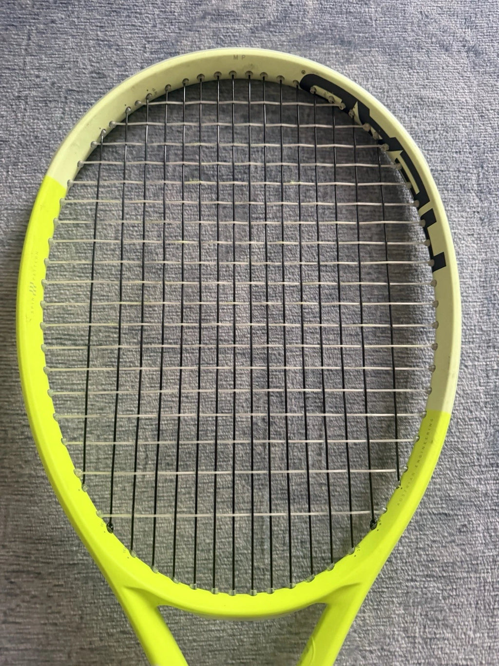 Head Extreme MP 2024 300g 100sq in Grip 3 Tennis Racket