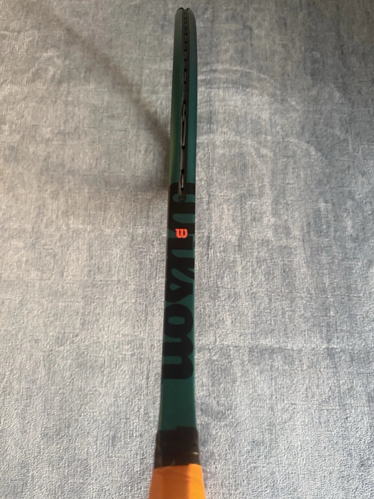 Wilson Blade 98 V9 305g 16x19 Grip 3 G3 Tennis Racket