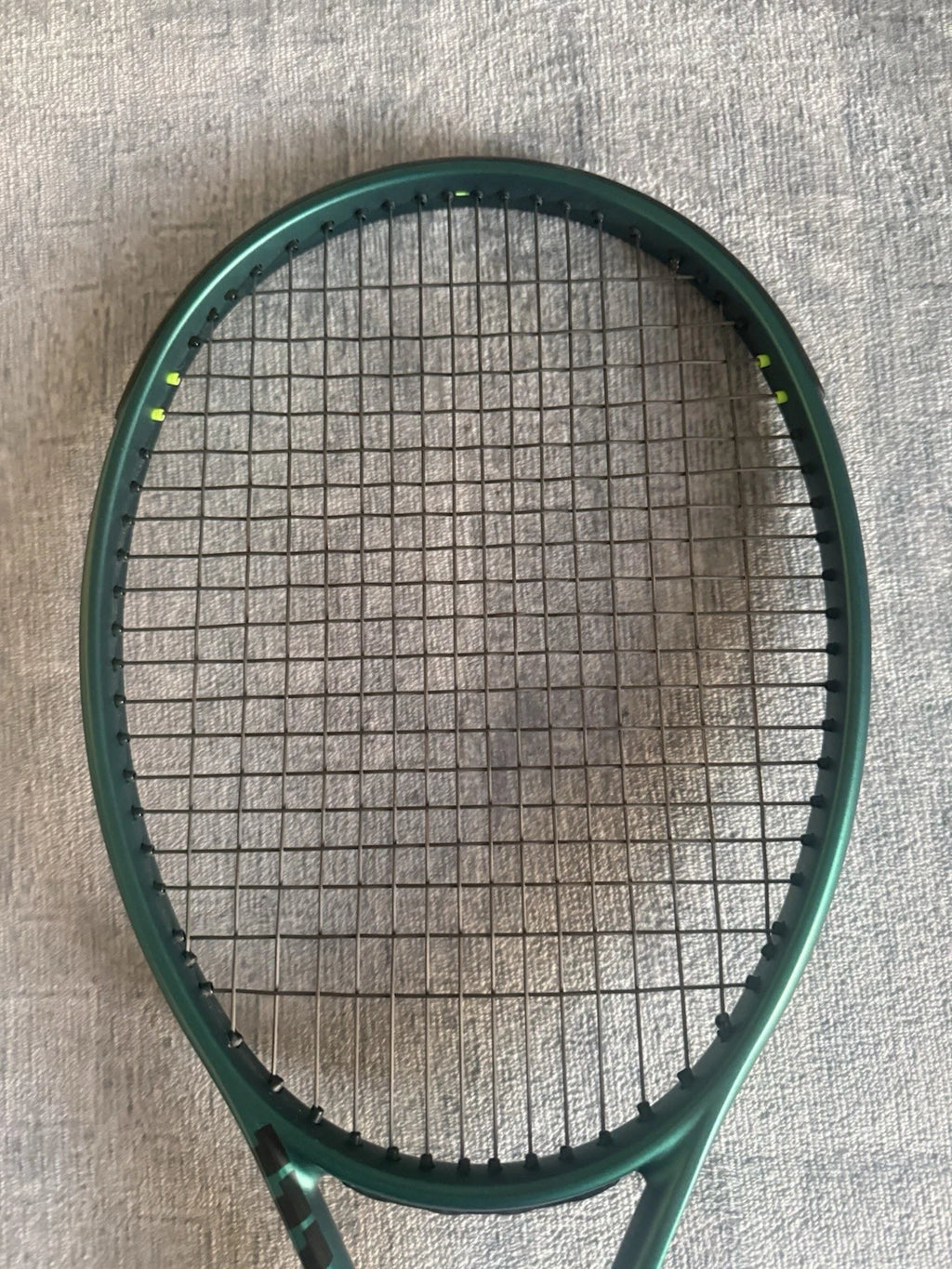 Wilson Blade 98 V9 305g 16x19 Grip 3 G3 Tennis Racket