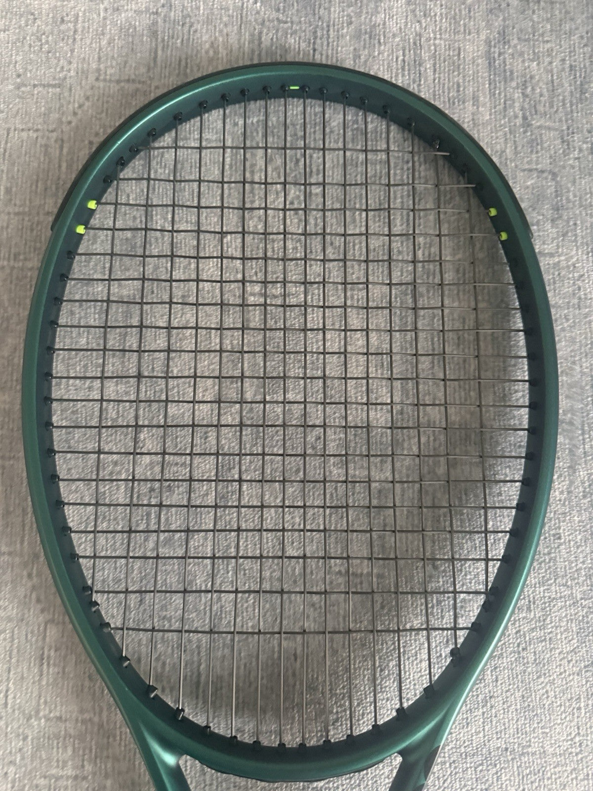 Wilson Blade 98 V9 305g 98sq in Grip 3 Tennis Racket