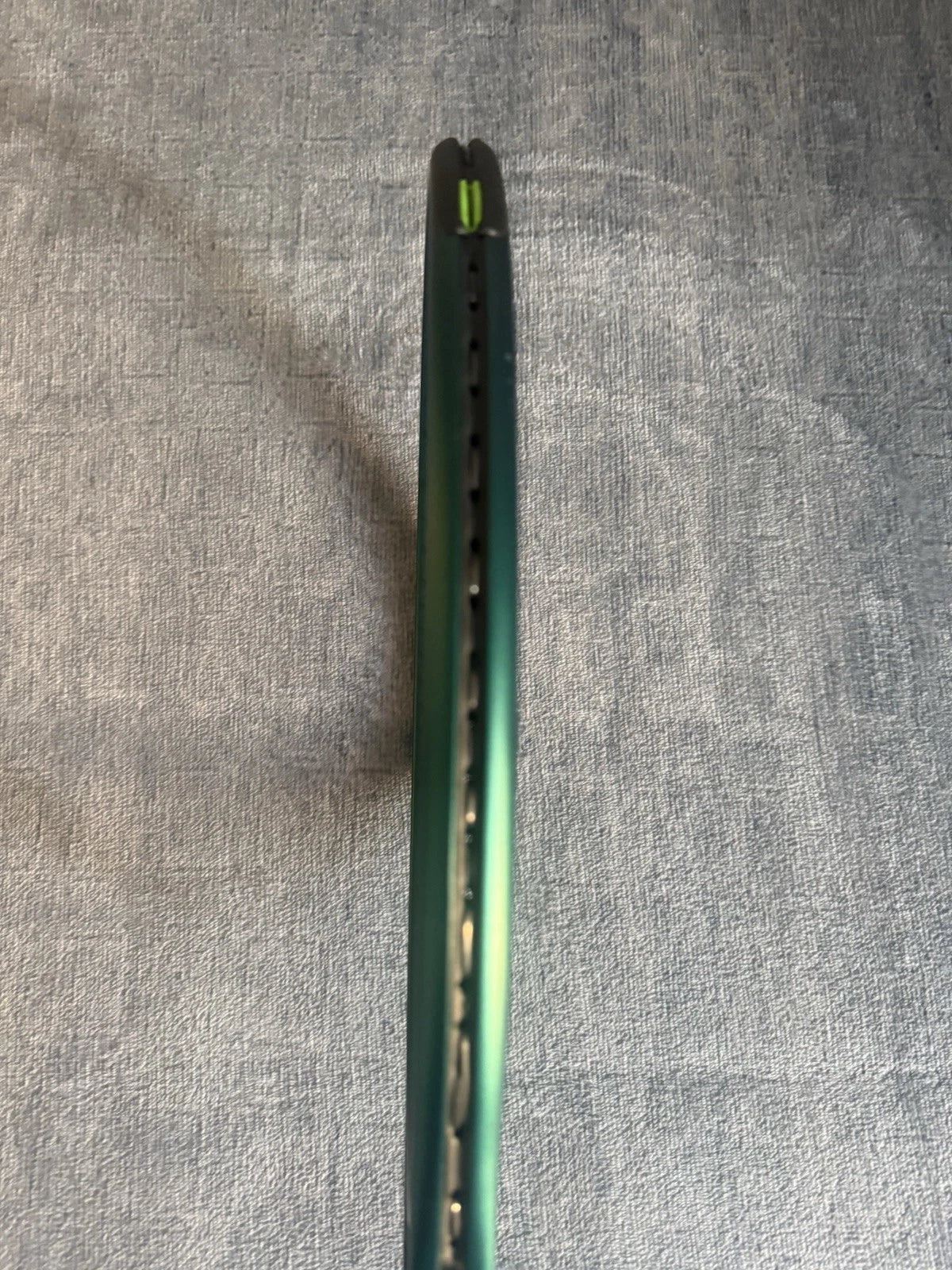 Wilson Blade 98 V9 305g 16x19 Grip 3 G3 Tennis Racket